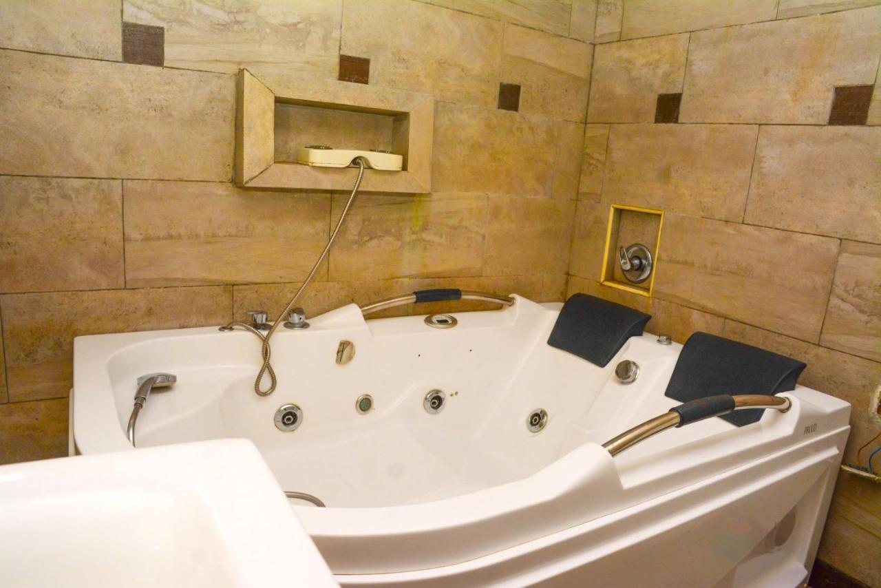 Connecting Lagos Suites Luaran gambar